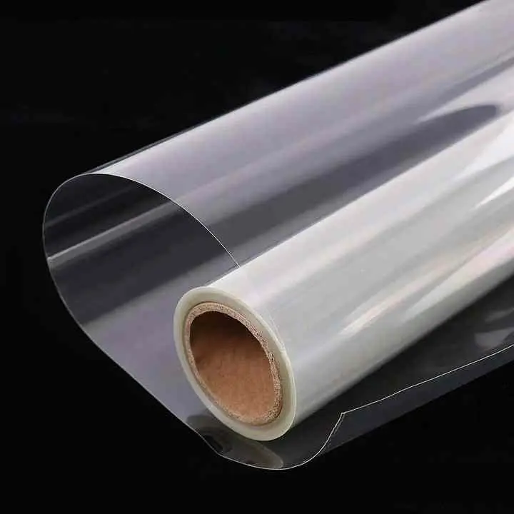 Bidh film peata peata a 'rùsgadh postachd postachd polyester